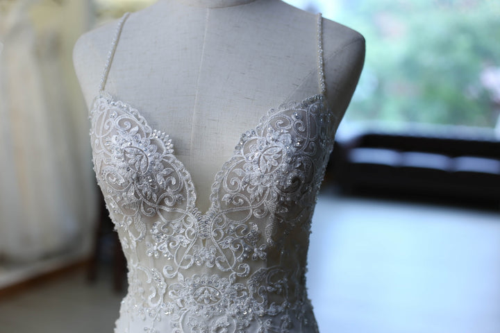 Wedding Gown Fit & Flare Moloty A118