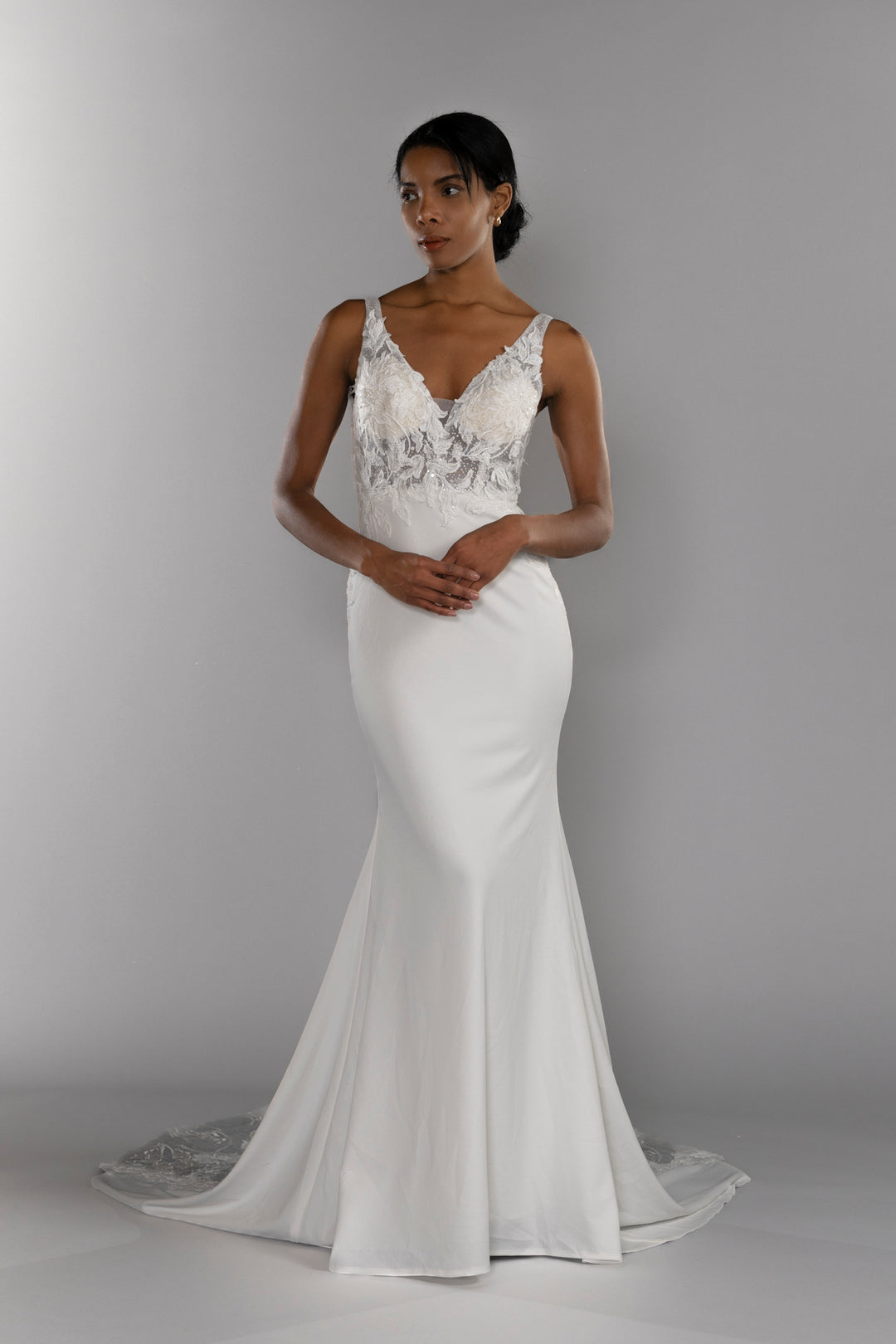 Wedding Gown Fit & Flare Moloty A148