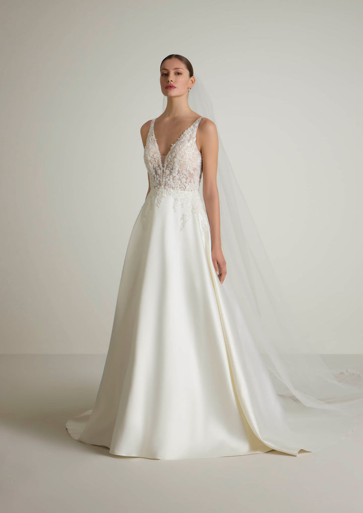 Wedding Gown A-line Pronovias ELEGANZA