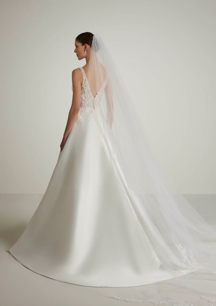 Wedding Gown A-line Pronovias ELEGANZA