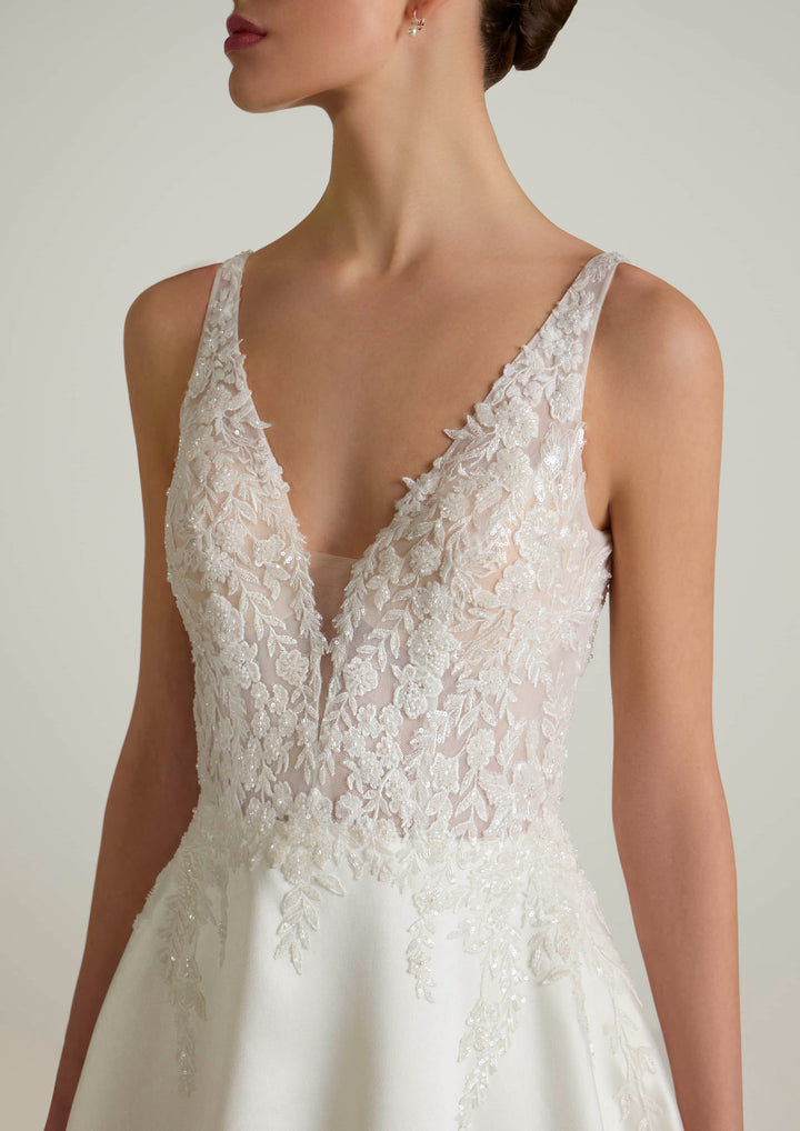 Wedding Gown A-line Pronovias ELEGANZA