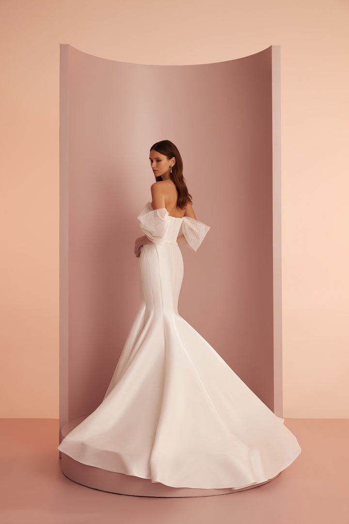 Wedding Gown A-line ARIAMO L403