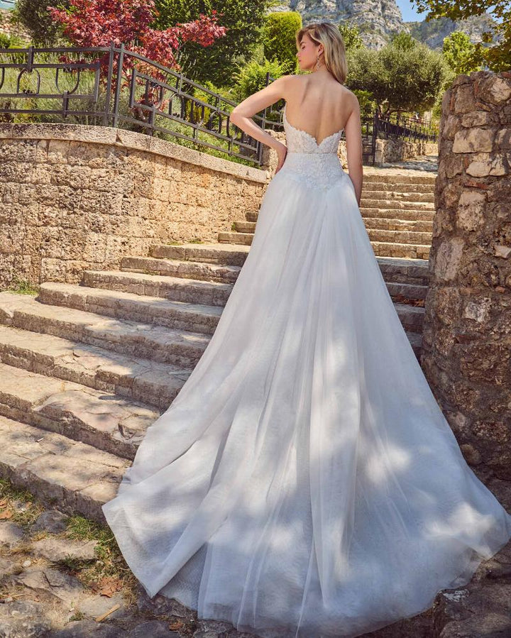 Wedding Gown A-line Calla Blanche Nina LA25119