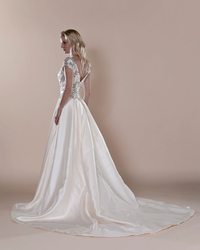 Wedding Gown A-line Ballgown Moloty A249