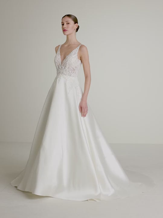 Wedding Gown A-line Pronovias ELEGANZA