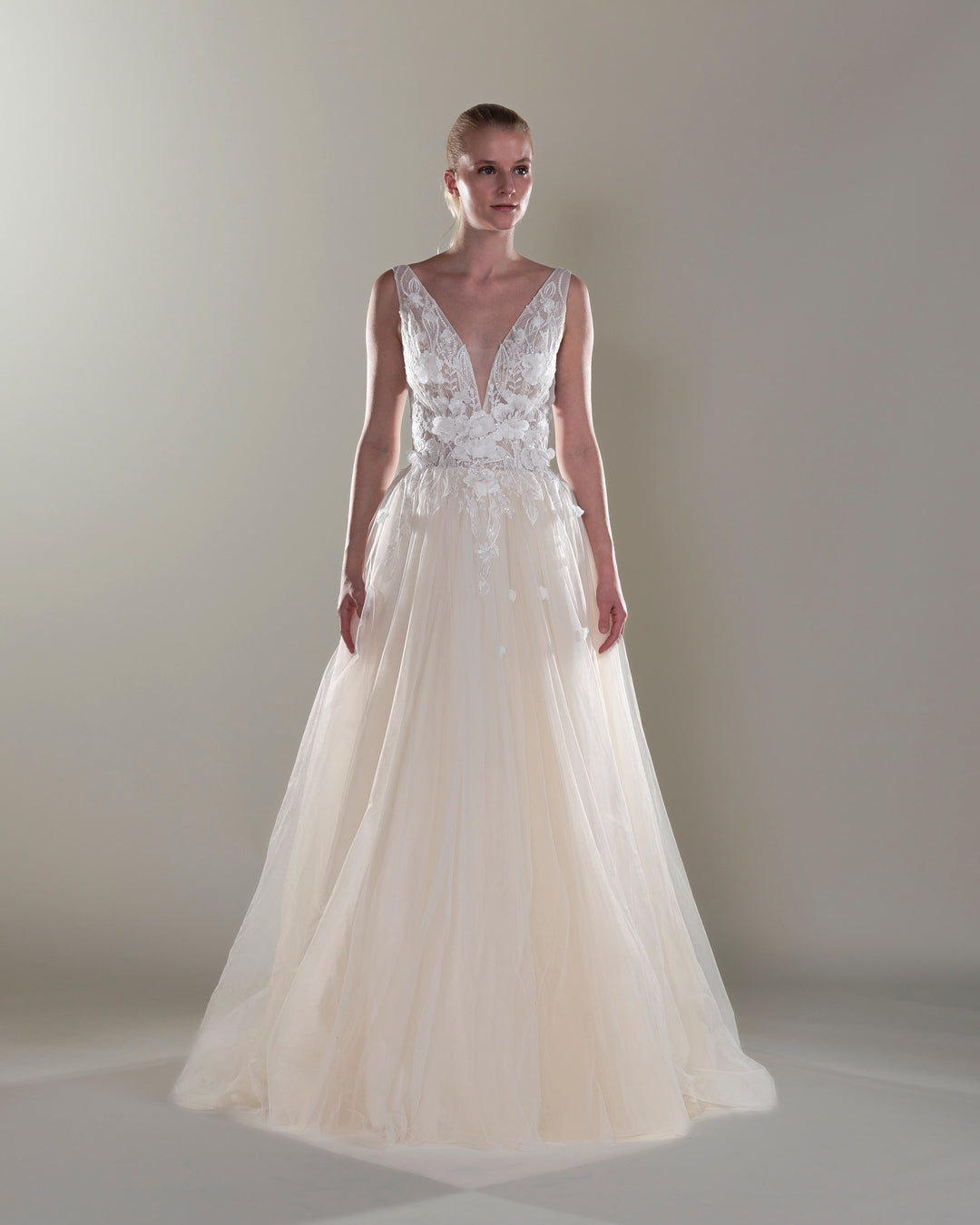 Wedding Gown A-line Moloty A120