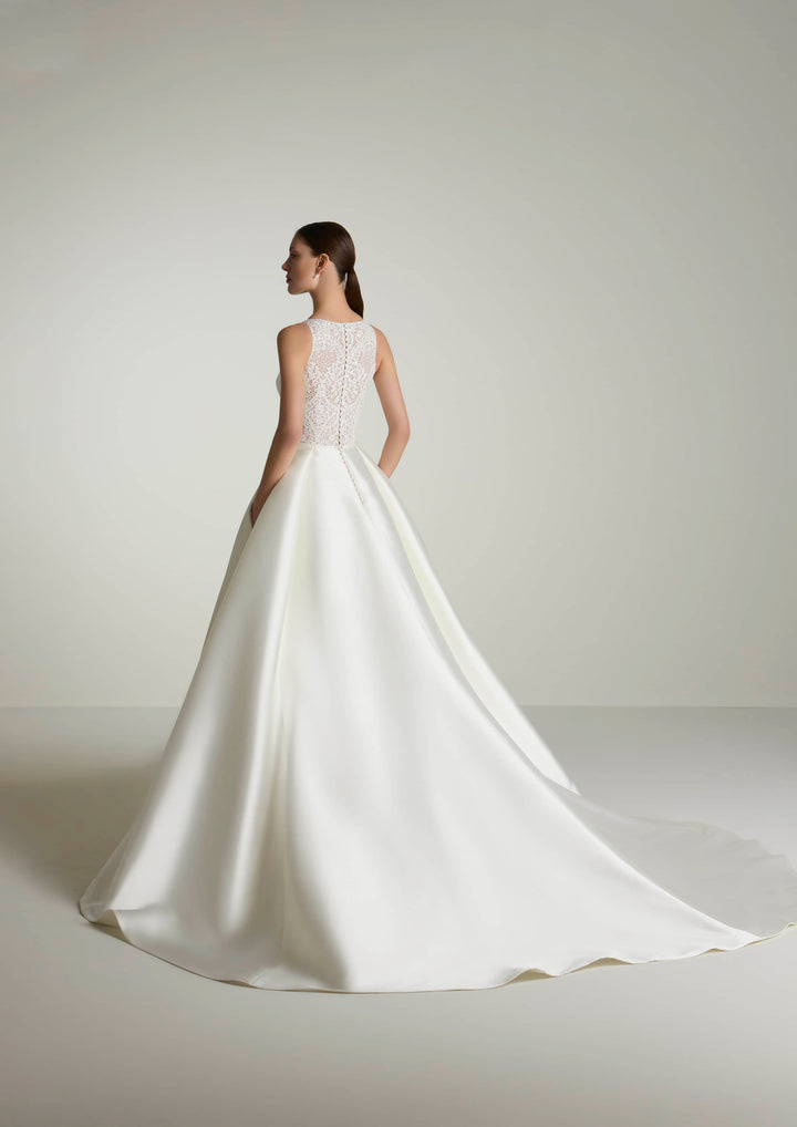 Wedding Gown A-line Ballgown Pronovias EUFORIA