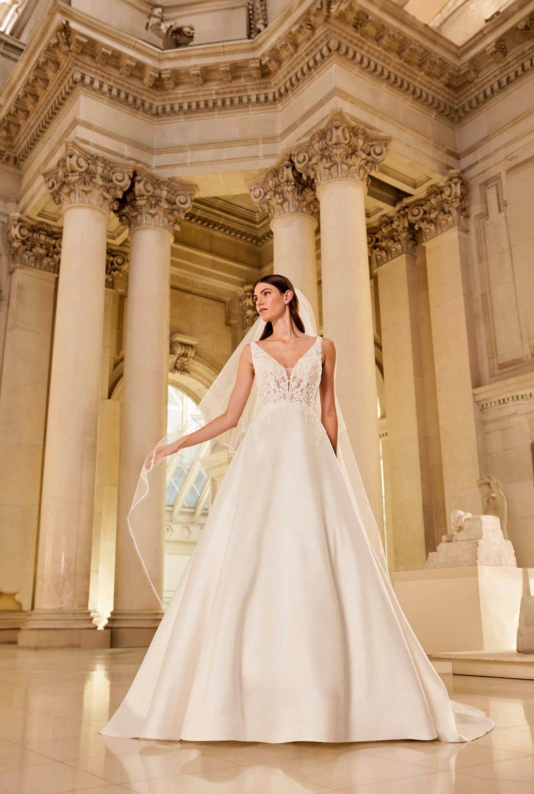 Wedding Gown A-line Pronovias ELEGANZA Moloty Bridal Atelier & Tailor Wedding Gown A-line Pronovias ELEGANZA Moloty Bridal Atelier & Tailor