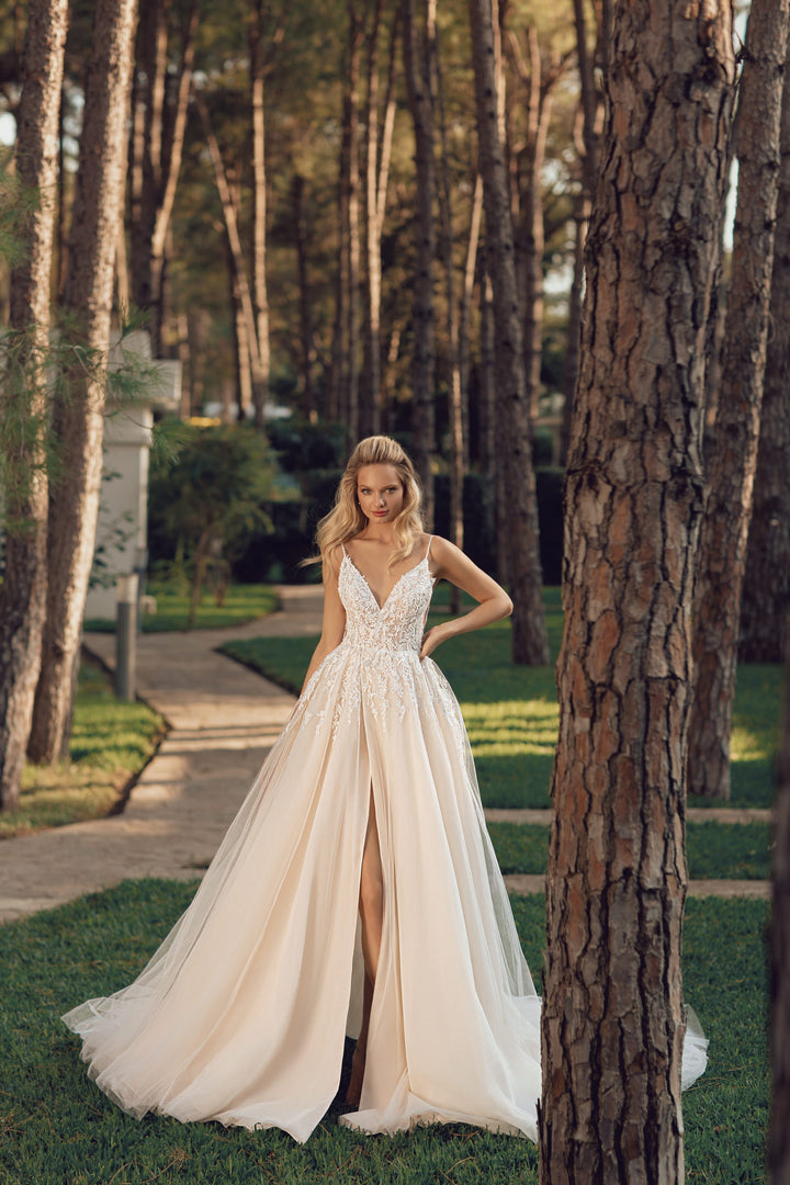 Wedding Gown A-line Ballgown MADIONI Liana