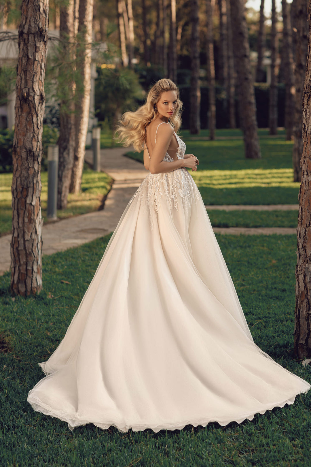 Wedding Gown A-line Ballgown MADIONI Liana