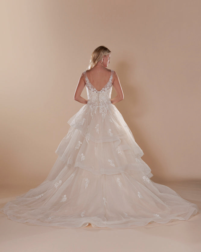 Wedding Gown Ballgown Moloty A235