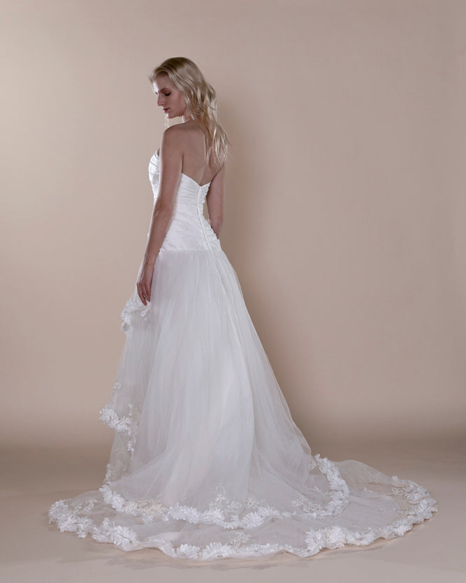 Wedding Gown A-line Moloty A260