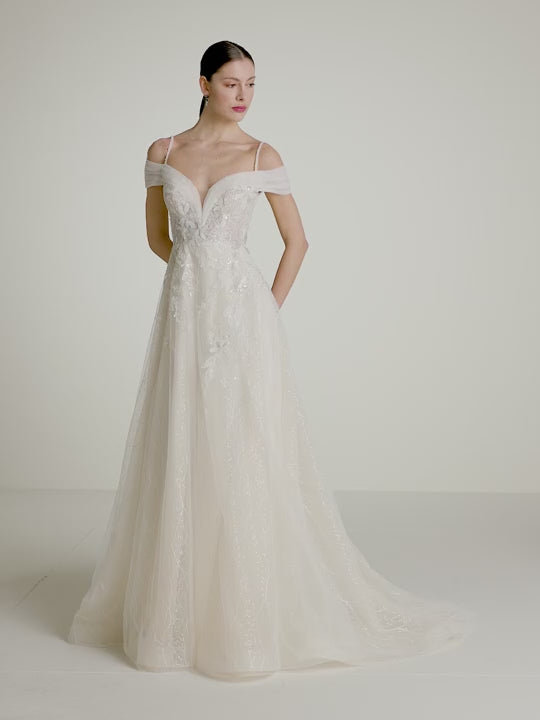 Wedding Gown A-line Pronovias FIABA