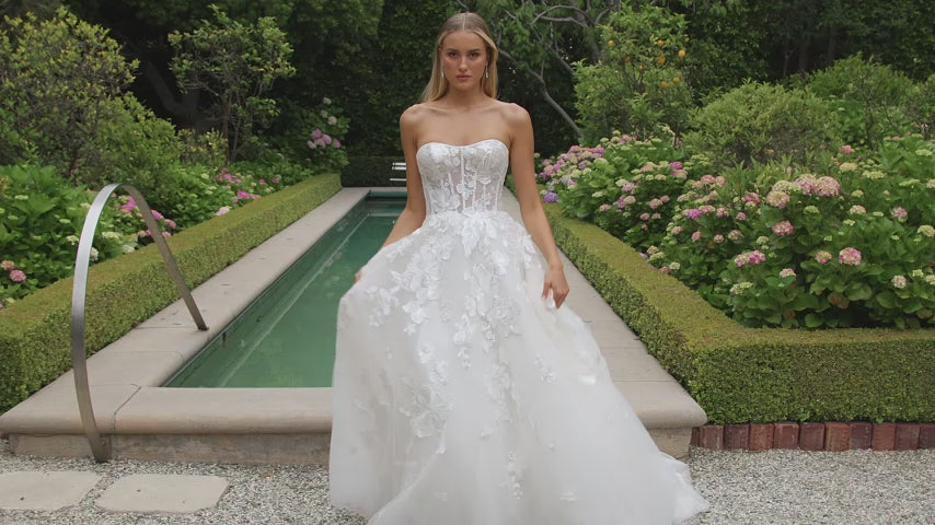 CASABLANCA – Moloty Bridal Atelier & Tailor