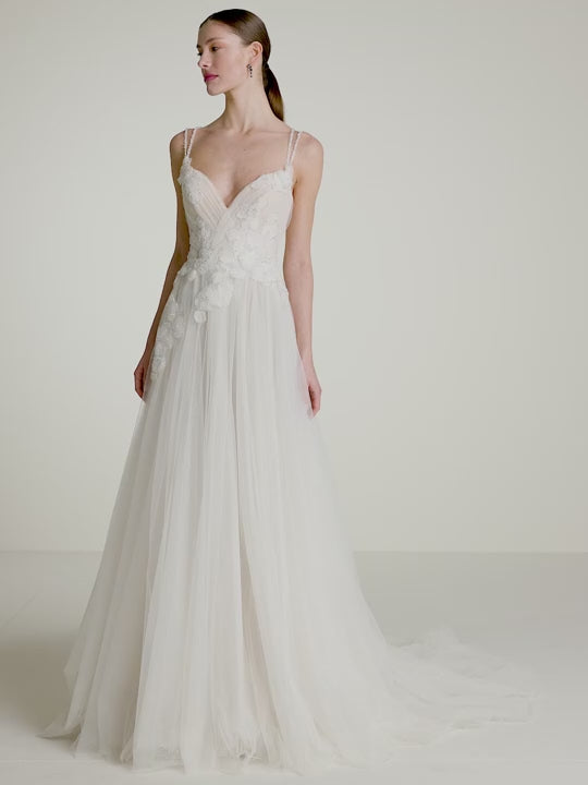 Wedding Gown A-line Pronovias FLOR